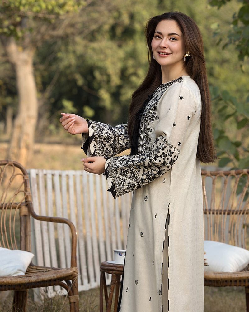 3 PC EMBROIDERED DHANAK SUIT NS110